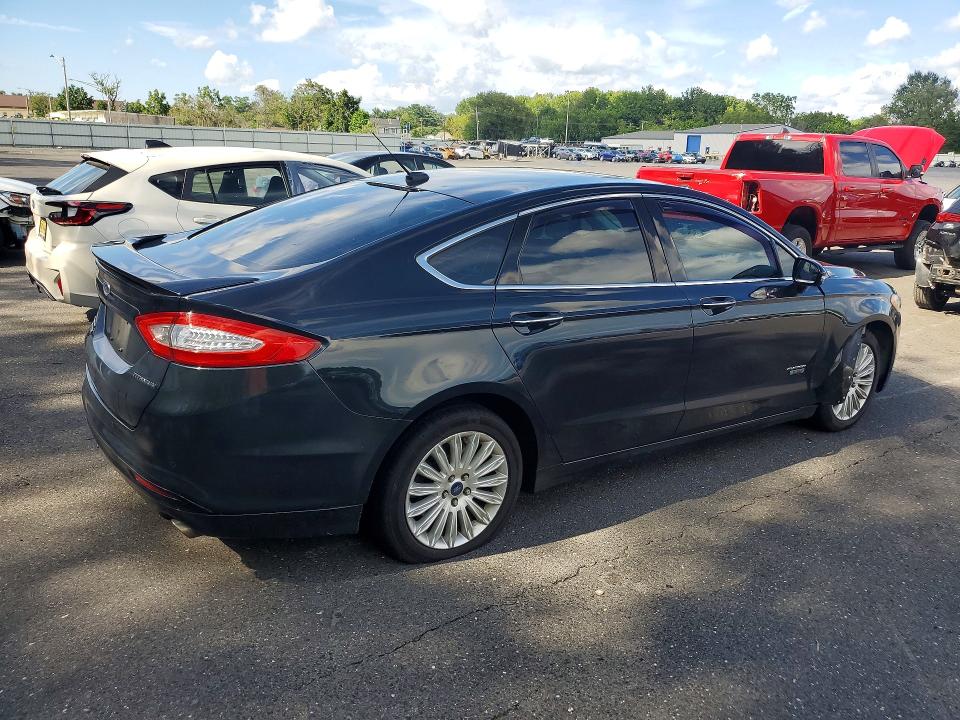 Продажа на аукционе авто 2014 Ford Fusion, vin: 3FA6P0SU6ER205597, номер лота: 63882226