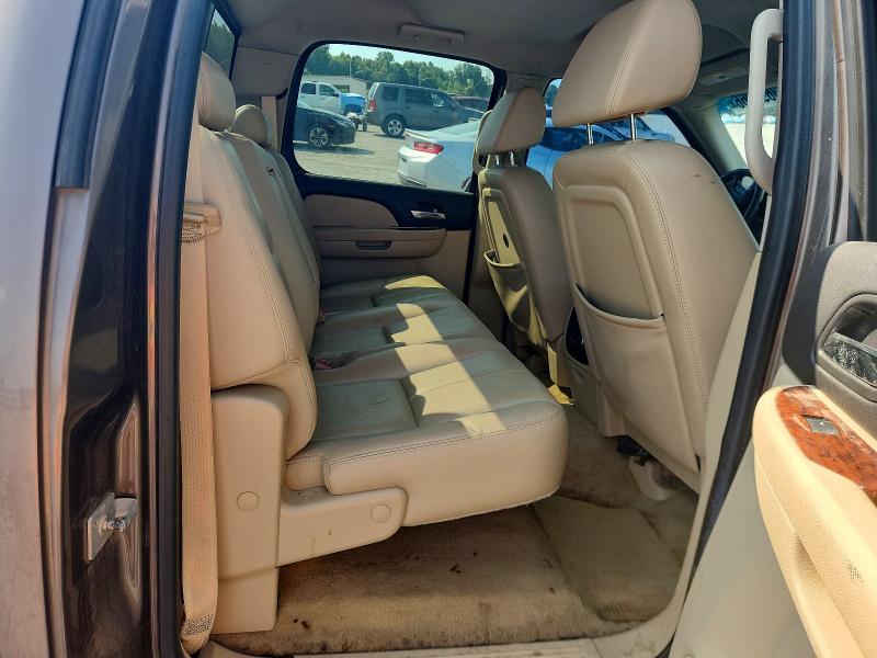 63692066 :رقم المزاد ، 2GCEC130171725121 vin ، 2007 Chevrolet Silverado مزاد بيع