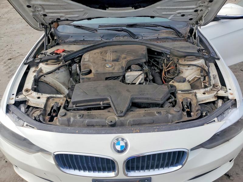63801776 :رقم المزاد ، WBA3B5C53EP543379 vin ، 2014 Bmw 328 مزاد بيع