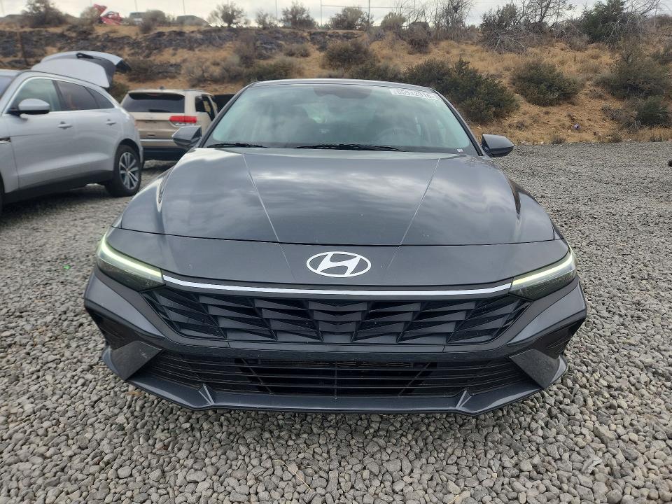 2026 Hyundai Elantra Hybrid მანქანა იყიდება აუქციონზე, vin: KMHLM4DJXTU183198, აუქციონის ნომერი: 65942916