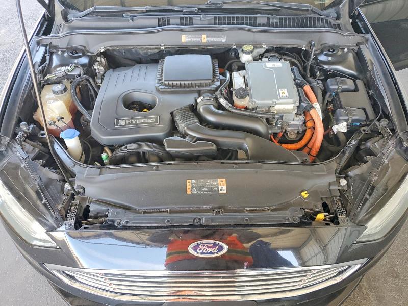 65393566 :رقم المزاد ، 3FA6P0LU1JR161789 vin ، 2018 Ford Fusion مزاد بيع