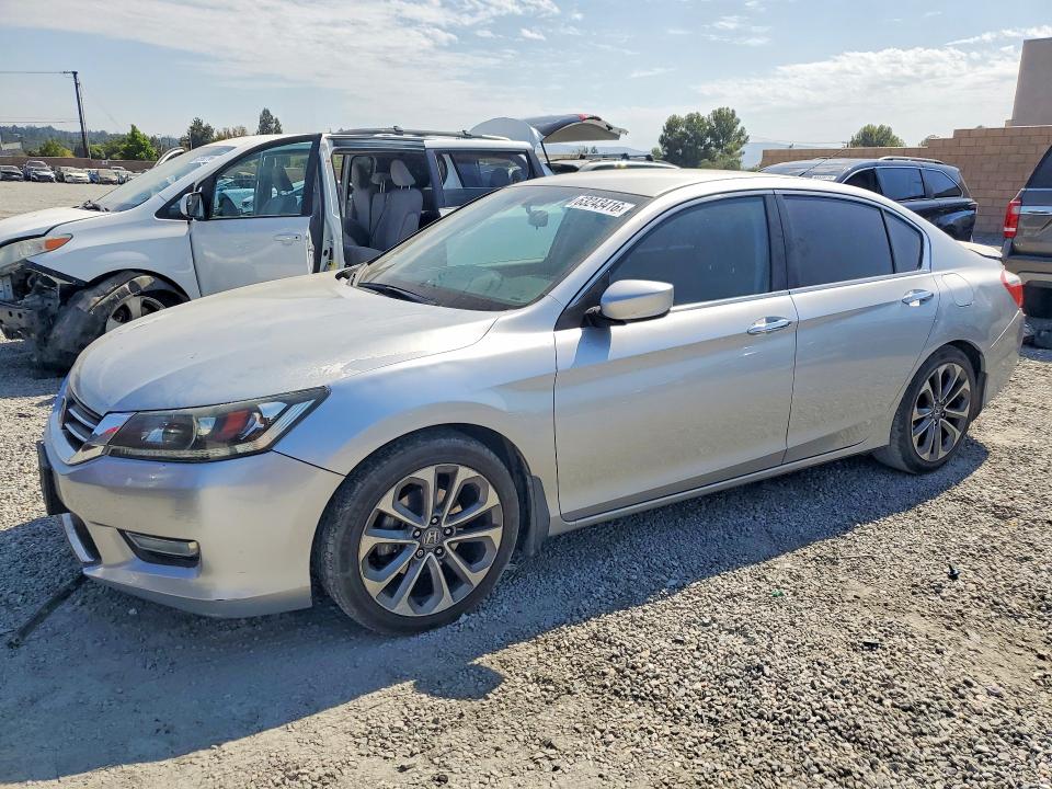 63243416 :رقم المزاد ، 1HGCR2F58DA183991 vin ، 2013 Honda Accord مزاد بيع