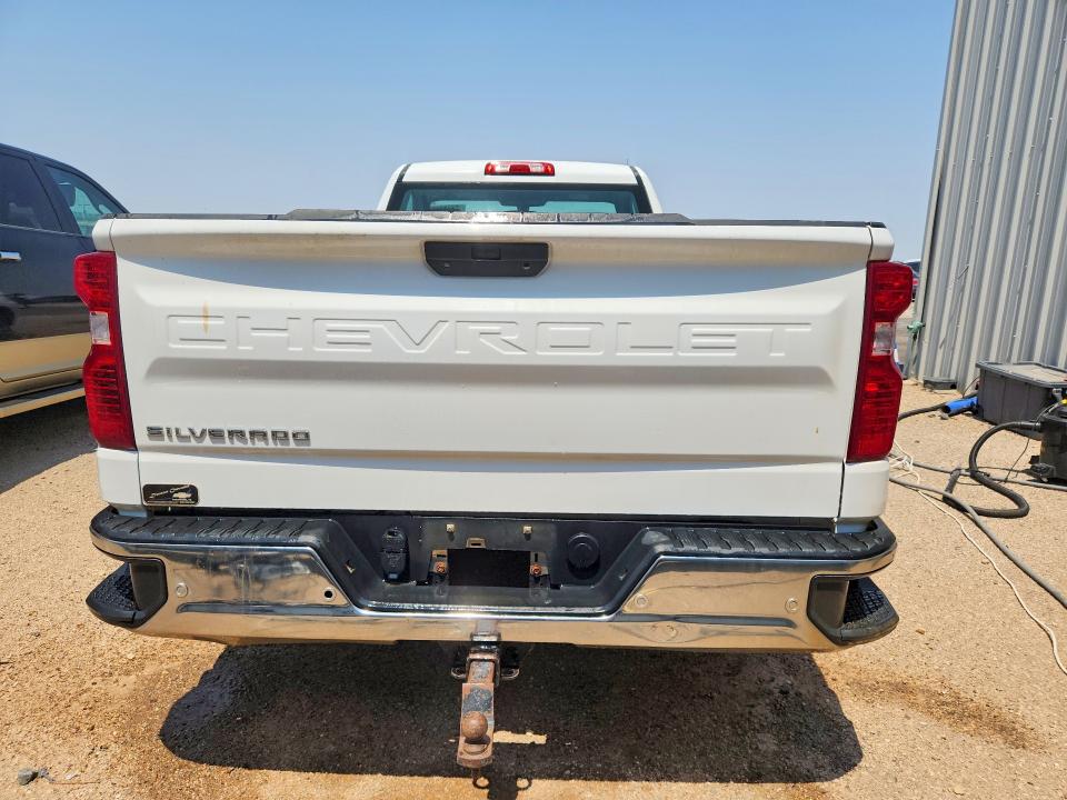 64313496 :رقم المزاد ، 3GCNYAEH8LG302204 vin ، 2020 Chevrolet Silverado مزاد بيع