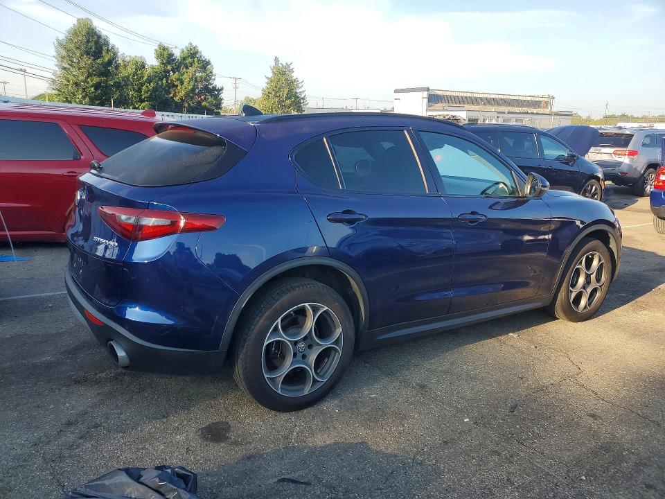 Продаж на аукціоні авто 2018 Alfa Romeo Stelvio, vin: ZASFAKPN0J7B69357, номер лоту: 65044046