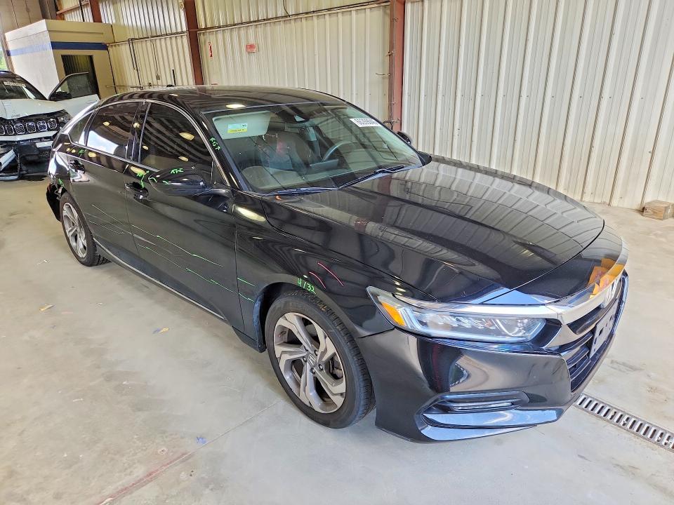 66269046 :رقم المزاد ، 1HGCV1F46JA241072 vin ، 2018 Honda Accord مزاد بيع