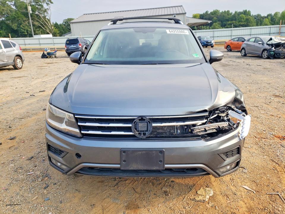 Aukcja sprzedaży 2018 Volkswagen Tiguan, vin: 3VV2B7AX3JM005863, numer aukcji: 64255986