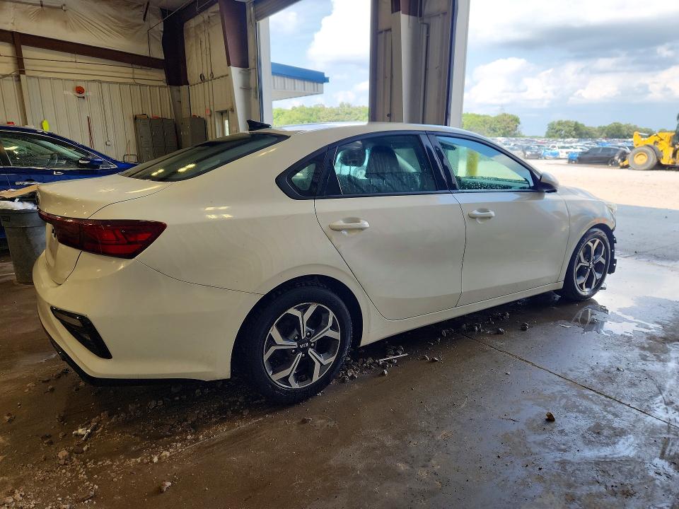 63716106 :رقم المزاد ، 3KPF24AD5KE114518 vin ، 2019 Kia Forte مزاد بيع