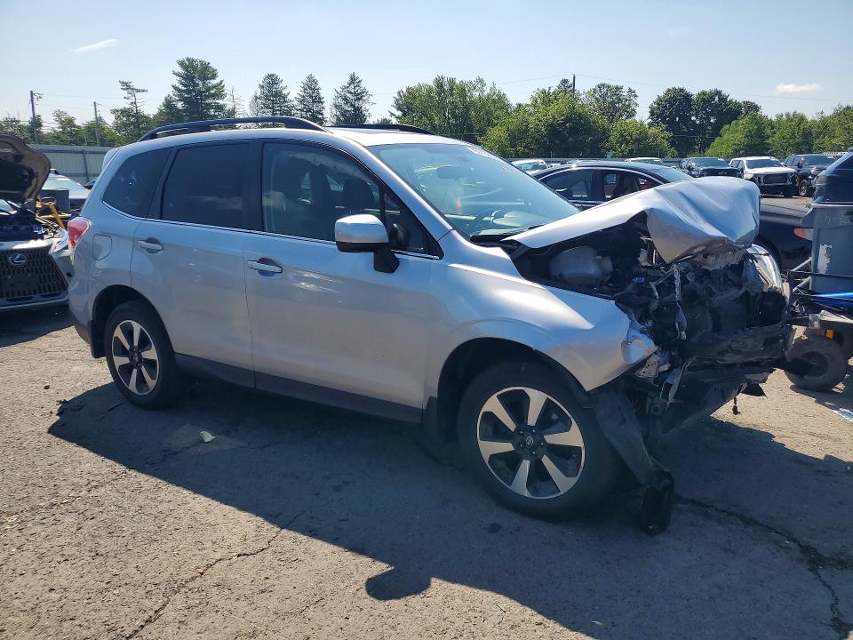Продажа на аукционе авто 2017 Subaru Forester, vin: JF2SJARC3HH426403, номер лота: 64179226