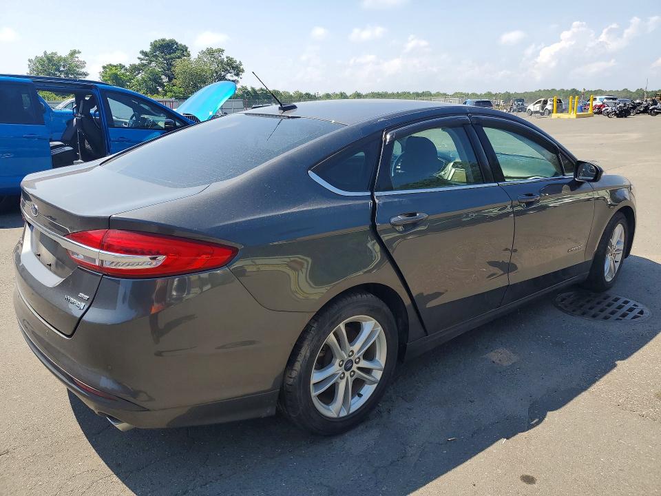 2018 Ford Fusion მანქანა იყიდება აუქციონზე, vin: 3FA6P0LU2JR279866, აუქციონის ნომერი: 61836706