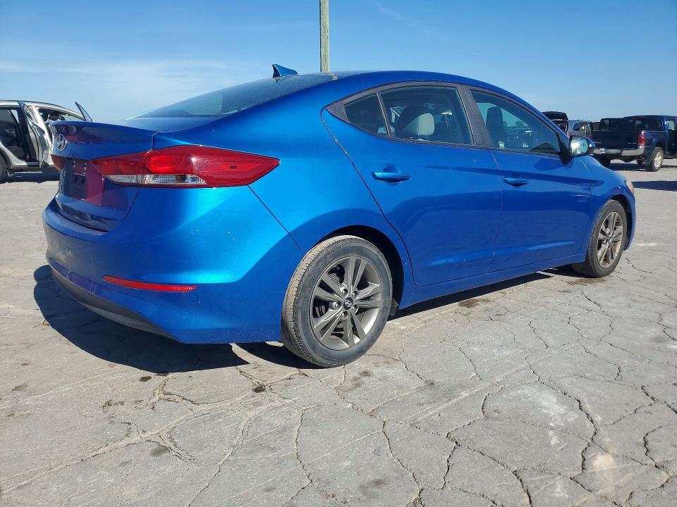 2017 Hyundai Elantra მანქანა იყიდება აუქციონზე, vin: 5NPD84LF4HH194547, აუქციონის ნომერი: 66168536