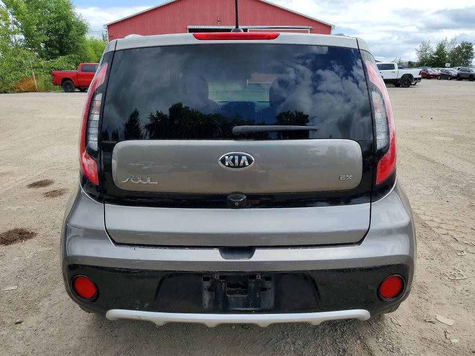 2018 Kia Soul მანქანა იყიდება აუქციონზე, vin: KNDJP3A52J7614794, აუქციონის ნომერი: 65135746