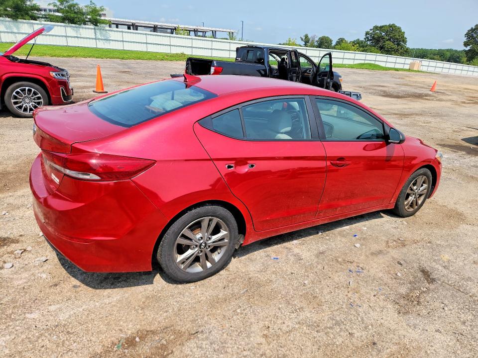 Продажа на аукционе авто 2017 Hyundai Elantra, vin: 5NPD84LF0HH174084, номер лота: 64821726