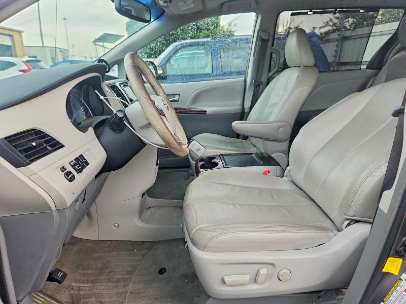Продажа на аукционе авто 2013 Toyota Sienna, vin: 5TDYK3DC2DS321592, номер лота: 64310386