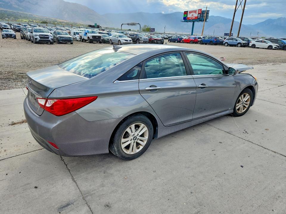 Продажа на аукционе авто 2014 Hyundai Sonata, vin: 5NPEB4AC6EH832887, номер лота: 66739216