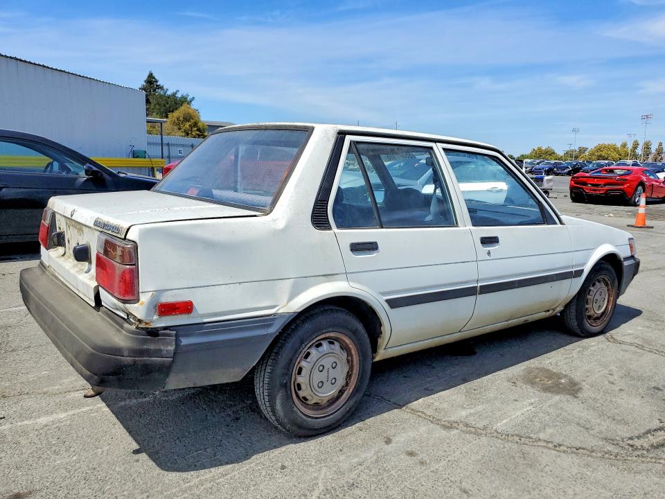 1987 Toyota Corolla მანქანა იყიდება აუქციონზე, vin: JT2AE82E5H3557762, აუქციონის ნომერი: 65377166