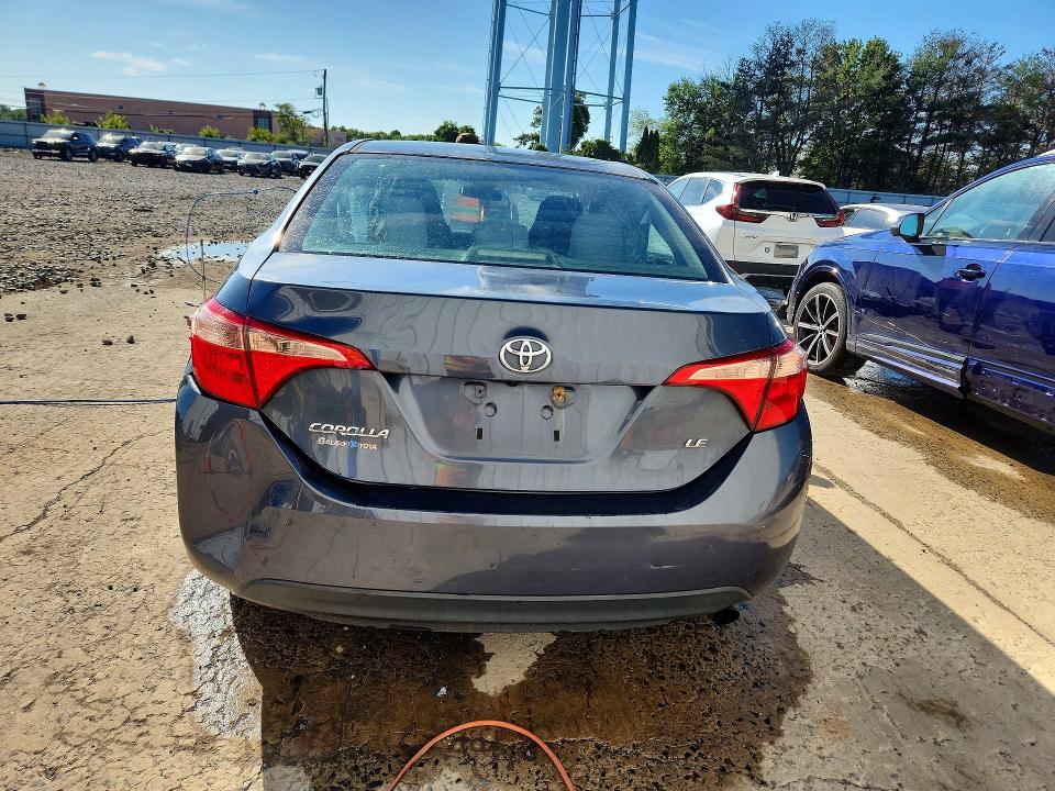 Продаж на аукціоні авто 2018 Toyota Corolla, vin: 2T1BURHE3JC975553, номер лоту: 66493216