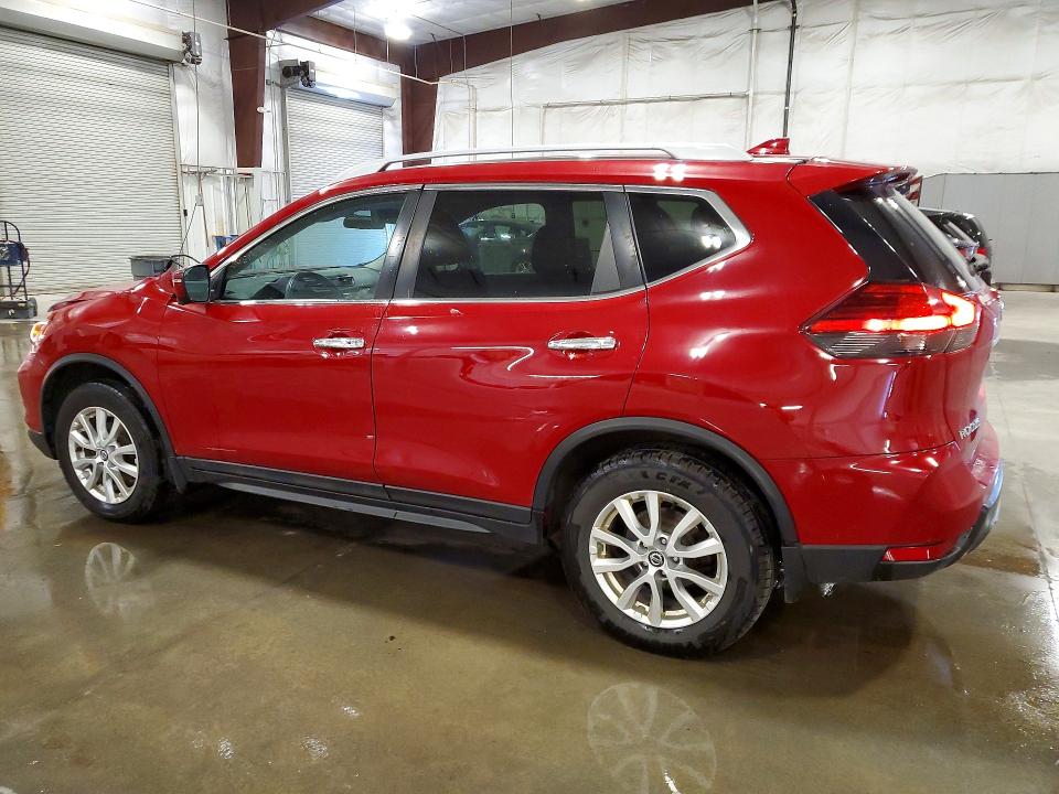 2017 Nissan Rogue მანქანა იყიდება აუქციონზე, vin: 5N1AT2MV4HC774531, აუქციონის ნომერი: 64771766