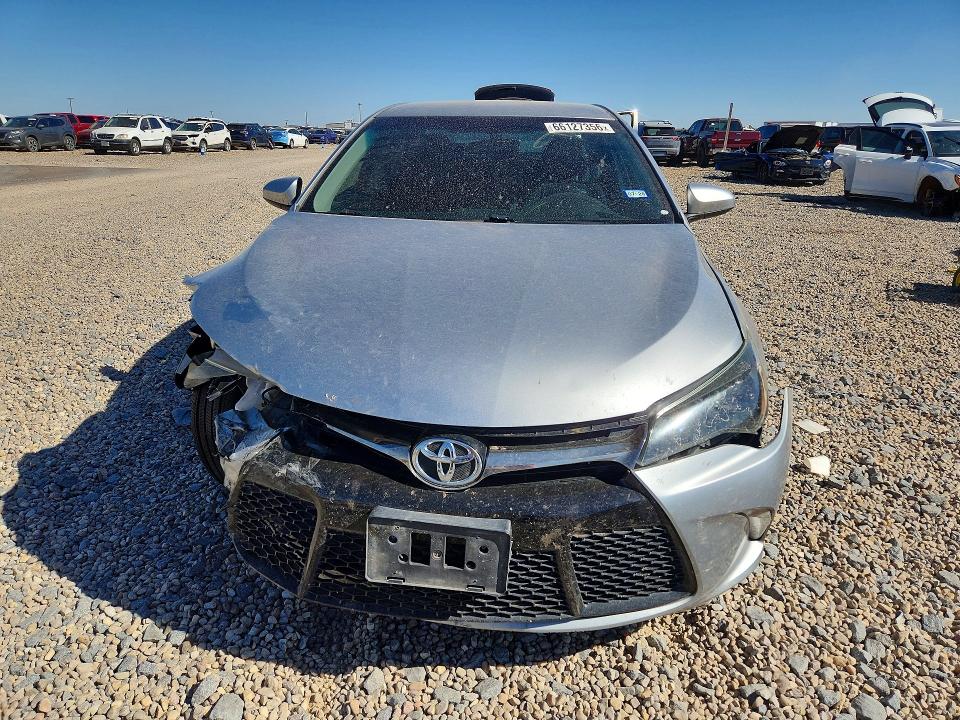 2017 Toyota Camry მანქანა იყიდება აუქციონზე, vin: 4T1BF1FK7HU439606, აუქციონის ნომერი: 66127356