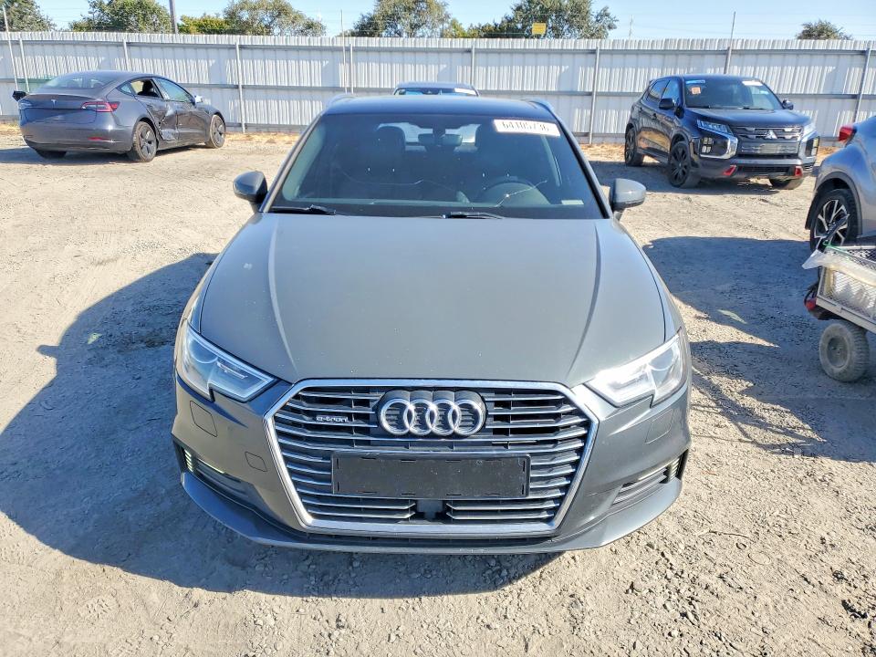 Aukcja sprzedaży 2017 Audi A3, vin: WAUUPBFF5HA116608, numer aukcji: 64105736