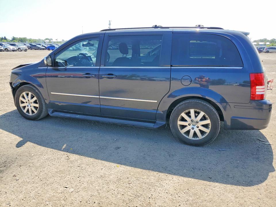 2009 Chrysler Town & Country მანქანა იყიდება აუქციონზე, vin: 2A8HR54XX9R511224, აუქციონის ნომერი: 64071096