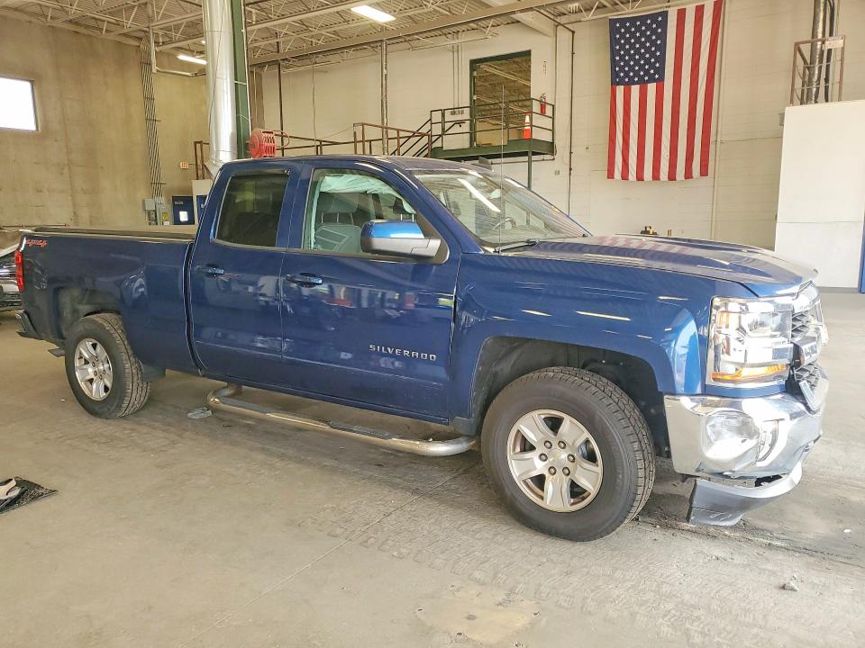 Продажа на аукционе авто 2017 Chevrolet Silverado, vin: 1GCVKREC0HZ243791, номер лота: 64224786