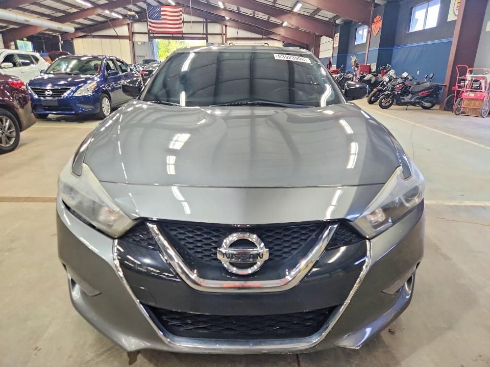 63923906 :رقم المزاد ، 1N4AA6AP8JC402287 vin ، 2018 Nissan Maxima مزاد بيع