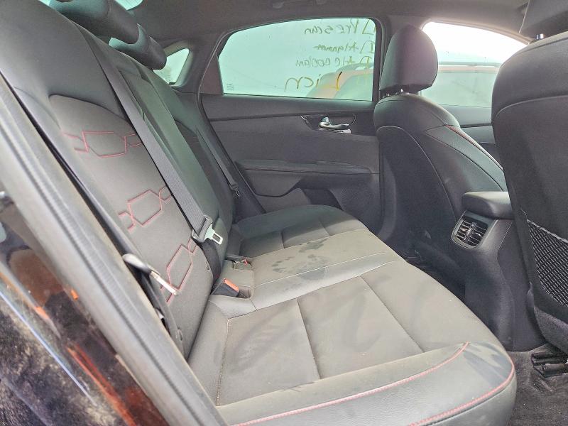 2021 Kia Forte მანქანა იყიდება აუქციონზე, vin: 3KPF44AC3ME354008, აუქციონის ნომერი: 63411886