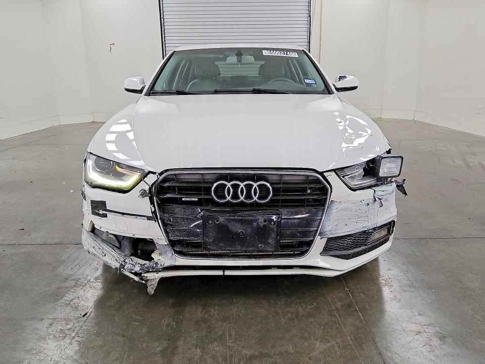 Продаж на аукціоні авто 2014 Audi A4, vin: WAUBFAFL8EN039313, номер лоту: 65003746