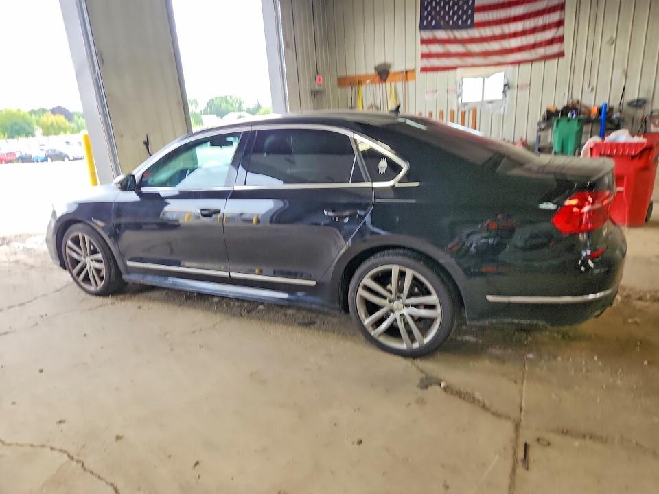 2016 Volkswagen Passat მანქანა იყიდება აუქციონზე, vin: 1VWAT7A34GC062519, აუქციონის ნომერი: 62818356
