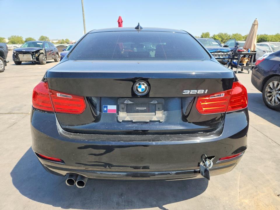 65863206 :رقم المزاد ، WBA3A5C50DF601830 vin ، 2013 Bmw 328 مزاد بيع