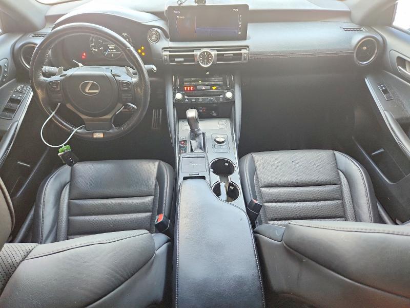 66185066 :رقم المزاد ، JTHGZ1B24N5056217 vin ، 2022 Lexus Is مزاد بيع