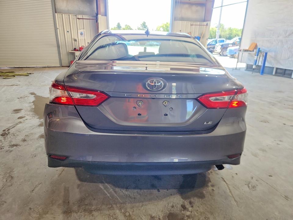 2019 Toyota Camry მანქანა იყიდება აუქციონზე, vin: 4T1B11HK0KU188432, აუქციონის ნომერი: 63667266