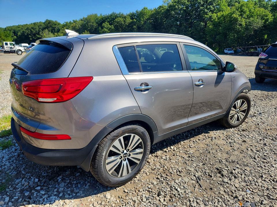 2015 Kia Sportage მანქანა იყიდება აუქციონზე, vin: KNDPCCAC8F7712384, აუქციონის ნომერი: 65523616
