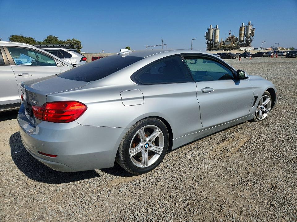 63604956 :رقم المزاد ، WBA3N7C58FK223444 vin ، 2015 Bmw 428 مزاد بيع