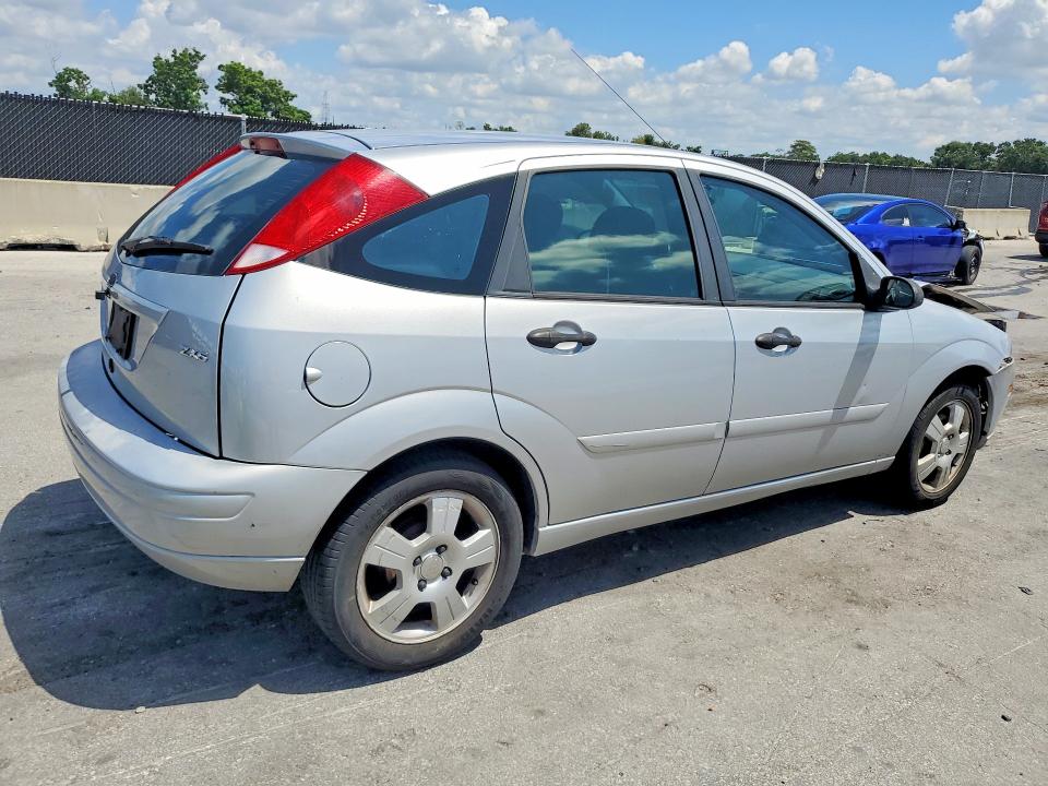 66646666 :رقم المزاد ، 3FAFP37N75R110727 vin ، 2005 Ford Focus مزاد بيع
