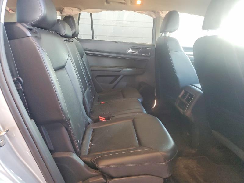 66099036 :رقم المزاد ، 1V2MR2CA9JC515794 vin ، 2018 Volkswagen Atlas مزاد بيع