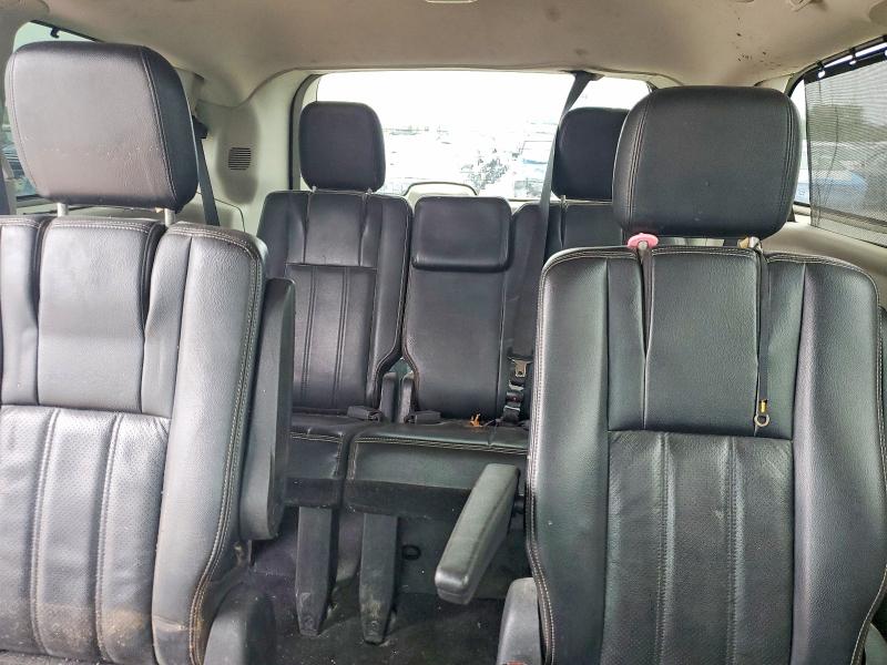 66431776 :رقم المزاد ، 2A4RR8DG4BR633980 vin ، 2011 Chrysler Town & Country مزاد بيع