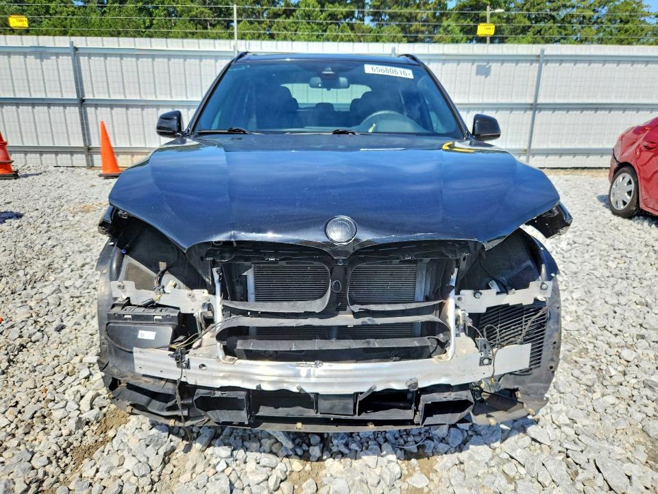 65680616 :رقم المزاد ، 5UXKR6C30H0U13814 vin ، 2017 Bmw X5 مزاد بيع