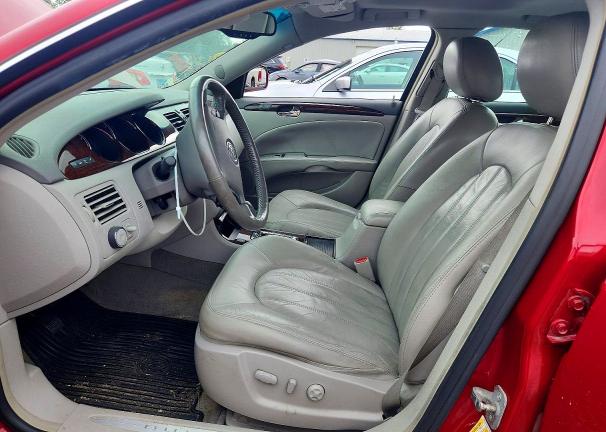 63507976 :رقم المزاد ، 1G4HC5EM3BU138495 vin ، 2011 Buick Lucerne مزاد بيع