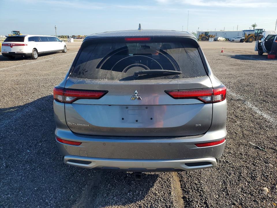 Продажа на аукционе авто 2022 Mitsubishi Outlander, vin: JA4J3UA82NZ081877, номер лота: 64386376