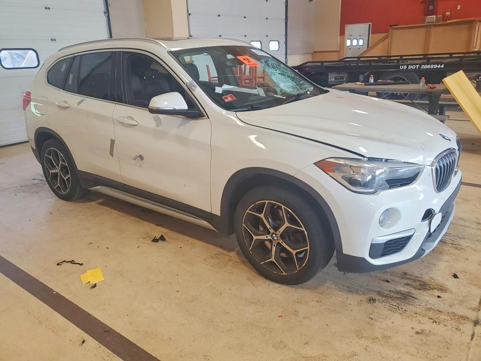 64556766 :رقم المزاد ، WBXHT3C30J5L27121 vin ، 2018 Bmw X1 مزاد بيع