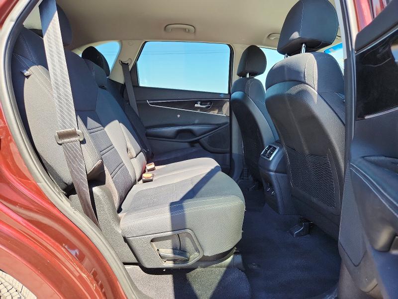Auction sale of the 2018 Kia Sorento, vin: 5XYPGDA54JG369399, lot number: 63833446