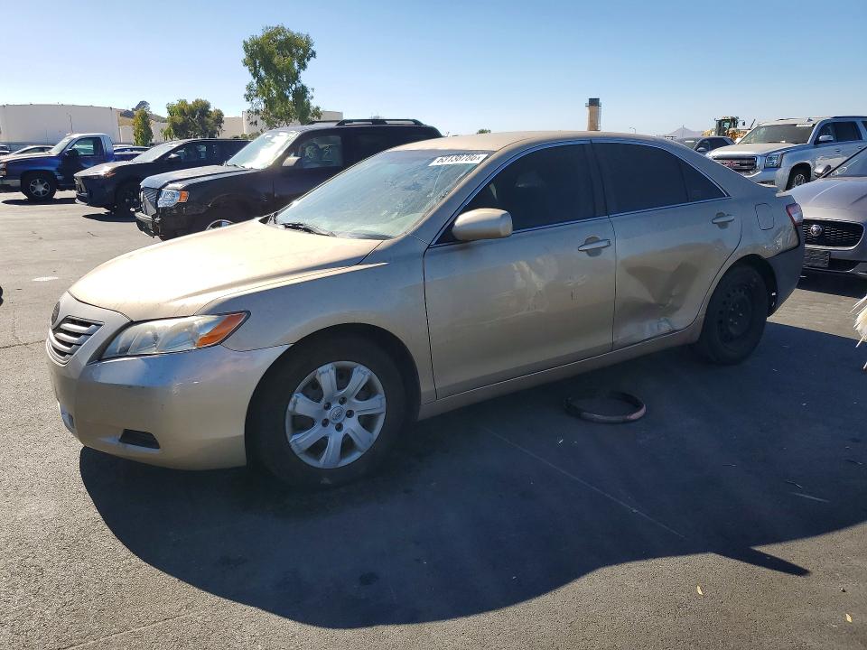 2010 Toyota Camry მანქანა იყიდება აუქციონზე, vin: 4T1BF3EK0AU011038, აუქციონის ნომერი: 63138786