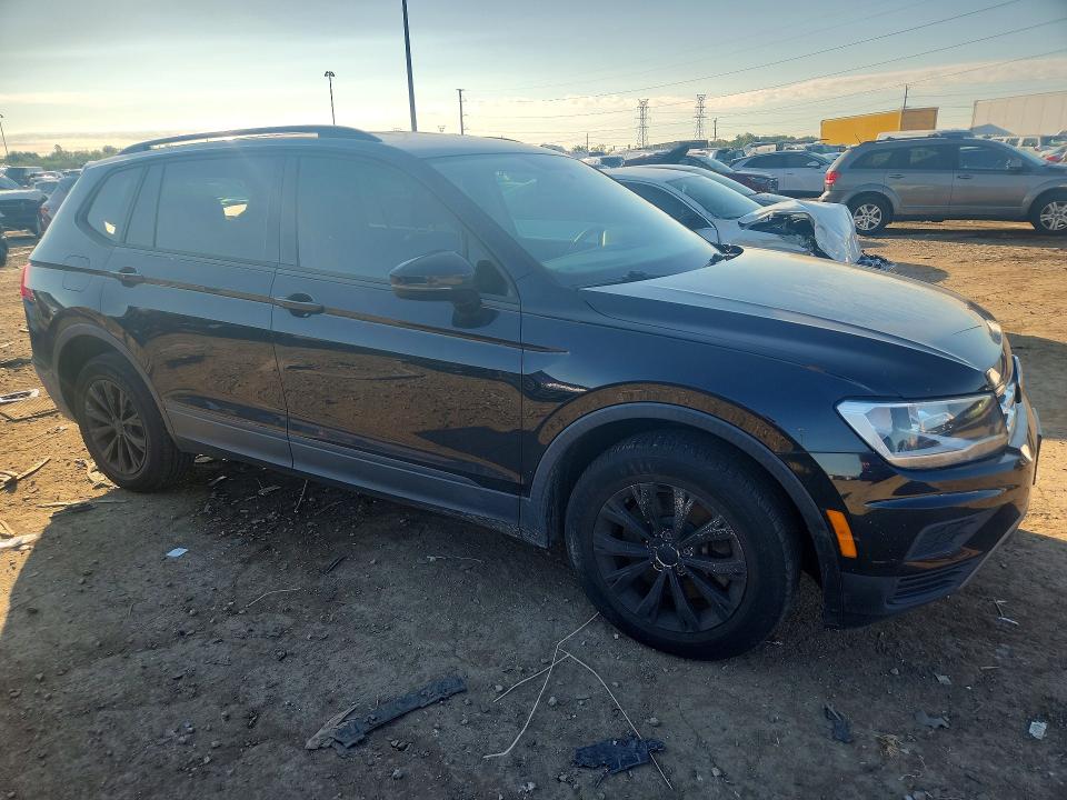 2018 Volkswagen Tiguan მანქანა იყიდება აუქციონზე, vin: 3VV0B7AX4JM046333, აუქციონის ნომერი: 65656186