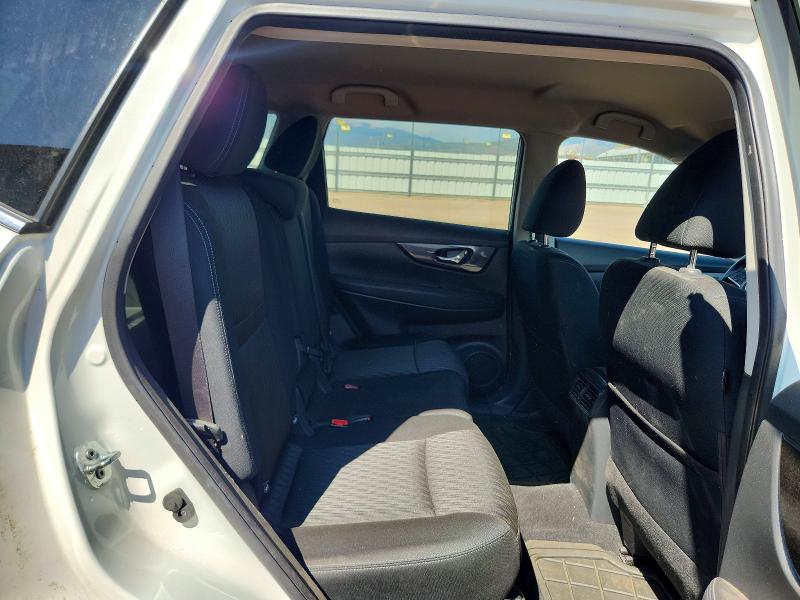 61448766 :رقم المزاد ، KNMAT2MV6HP560038 vin ، 2017 Nissan Rogue مزاد بيع