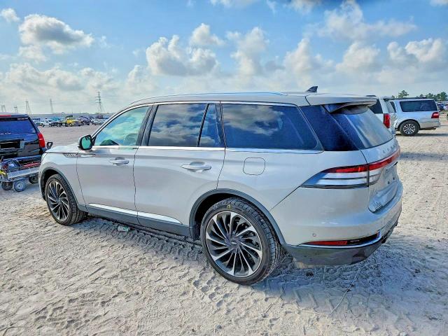 63873256 :رقم المزاد ، 5LM5J7XC7MGL13838 vin ، 2021 Lincoln Aviator مزاد بيع
