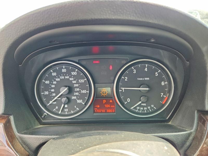 64743066 :رقم المزاد ، WBAPH5G58ANM70154 vin ، 2010 Bmw 328 مزاد بيع