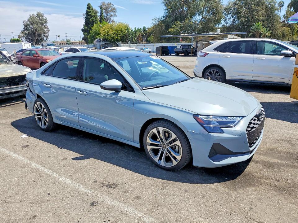 Продажа на аукционе авто 2026 Audi A3, vin: WAUGUDGY9TA031975, номер лота: 65034456