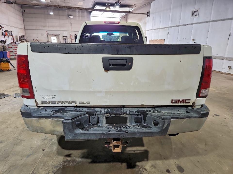65099186 :رقم المزاد ، 1GT423EG1EF127007 vin ، 2014 Gmc Sierra مزاد بيع
