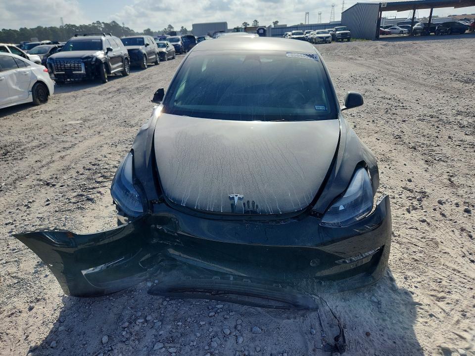 65644096 :رقم المزاد ، 5YJ3E1EB7NF267174 vin ، 2022 Tesla Model 3 مزاد بيع